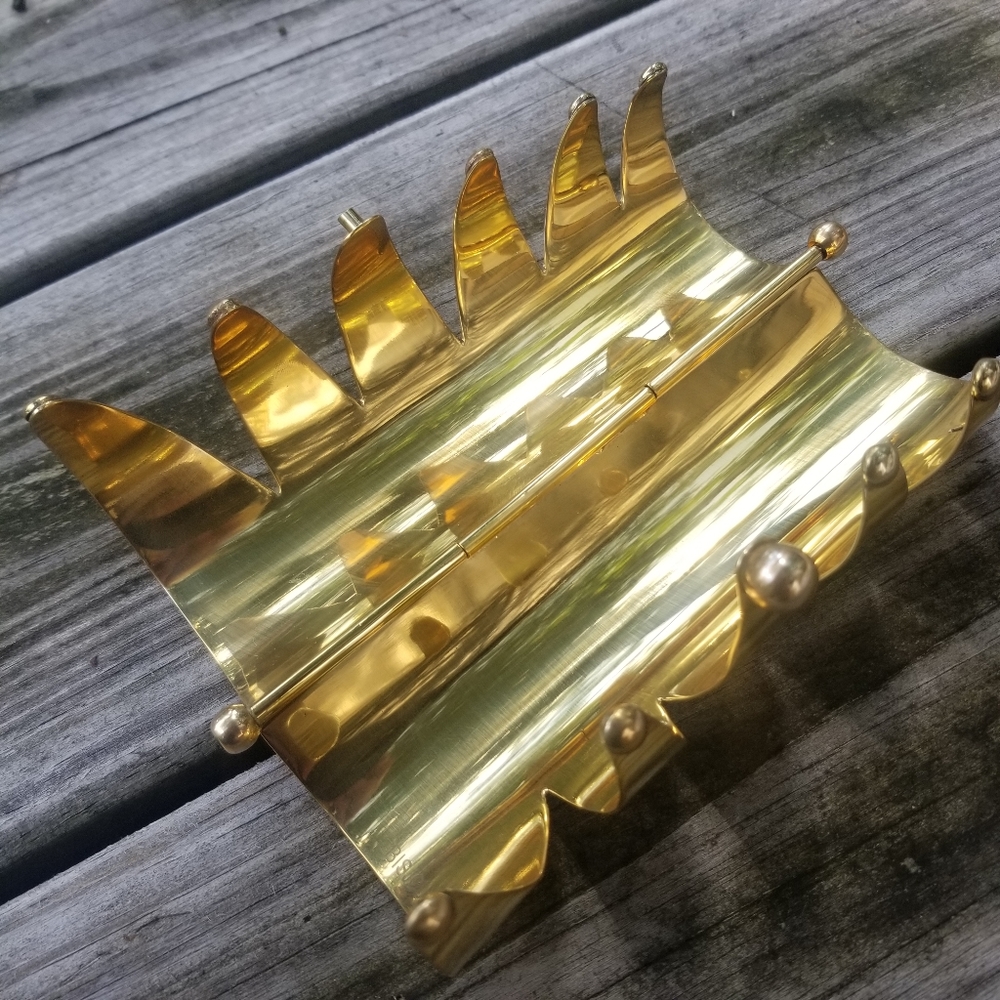 Brass Bold gladiator statement solid cuff bracelet - Picture 4 of 7
